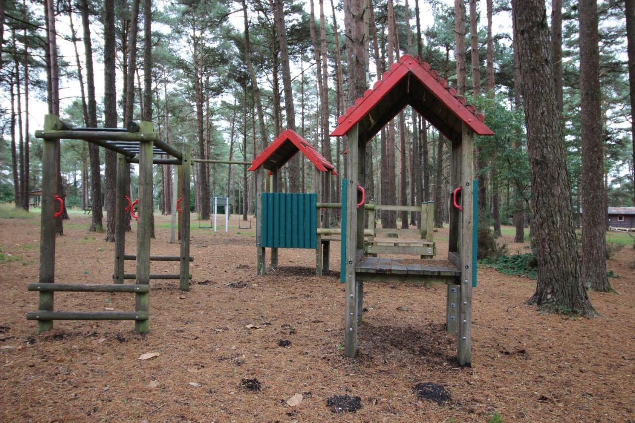 Вилла Avon Tyrrell Outdoor Activity Centre Bransgore Экстерьер фото